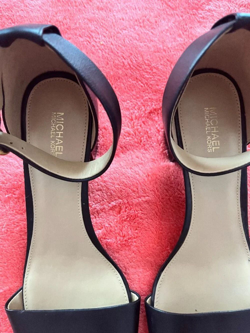 Michael Kors Black Leather Sandal - Picture 2 of 4